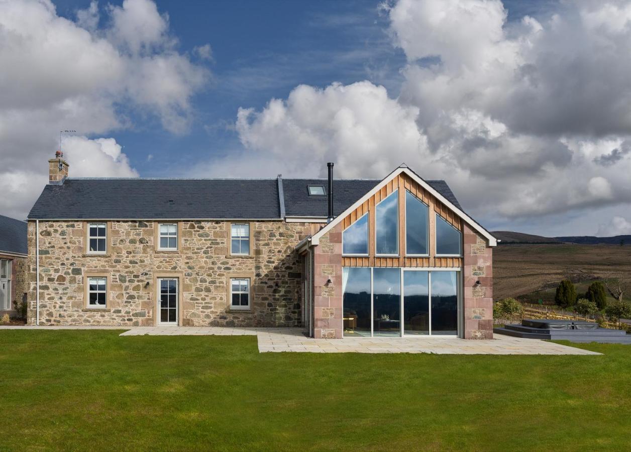 Kipney Farmhouse With Hot Tub Perth Eksteriør bilde